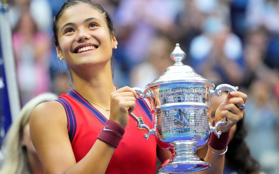 Emma Raducanu celebrates winning the US Open - USA TODAY