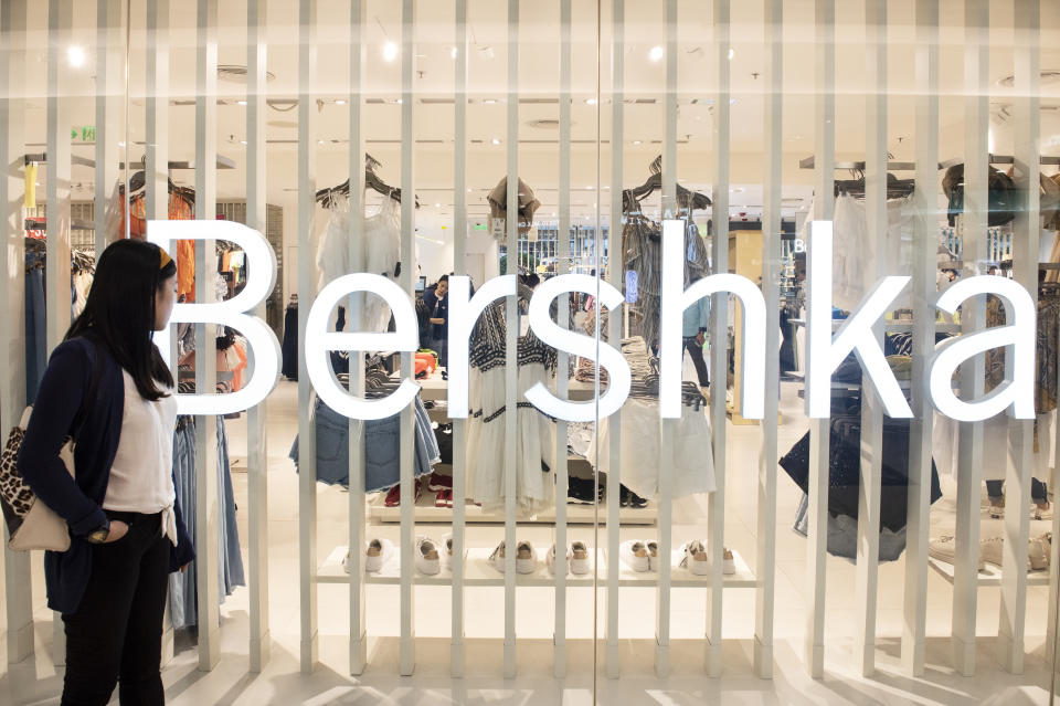 Bershka、GAP、Jack Wills、Topshop、PAUL & JOE等歐洲及美國時裝品牌，近年亦陸續告別香港市場。