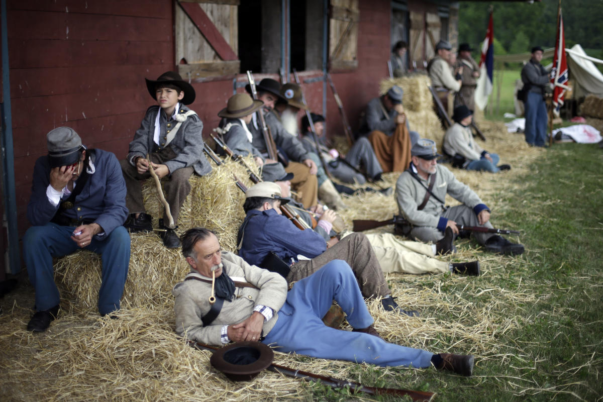 Reenactment opens Gettysburg anniversary events