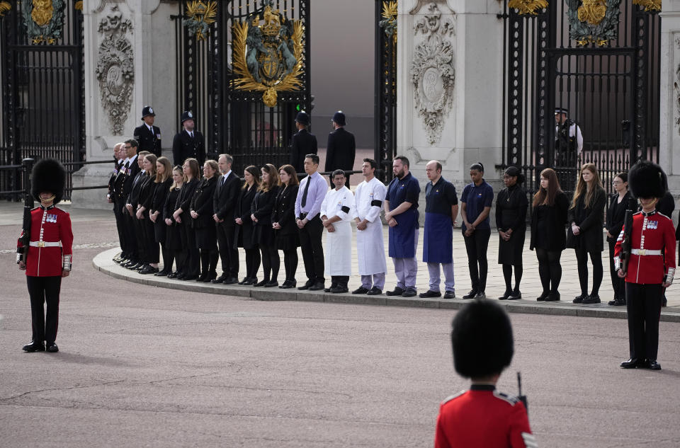 Image: Queen funeral (Christophe Ena / AP)