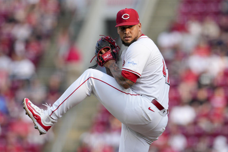 Cincinnati Reds pitcher Frankie Montas looks to throw during the second inning of a baseball game against the Arizona Diamondbacks Tuesday, May 7, 2024, in Cincinnati. (AP Photo/Jeff Dean)