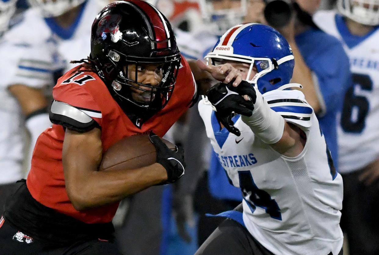 McKinley wide receiver Keith Quincy, in action against Lake last month, had two long TD plays Friday.