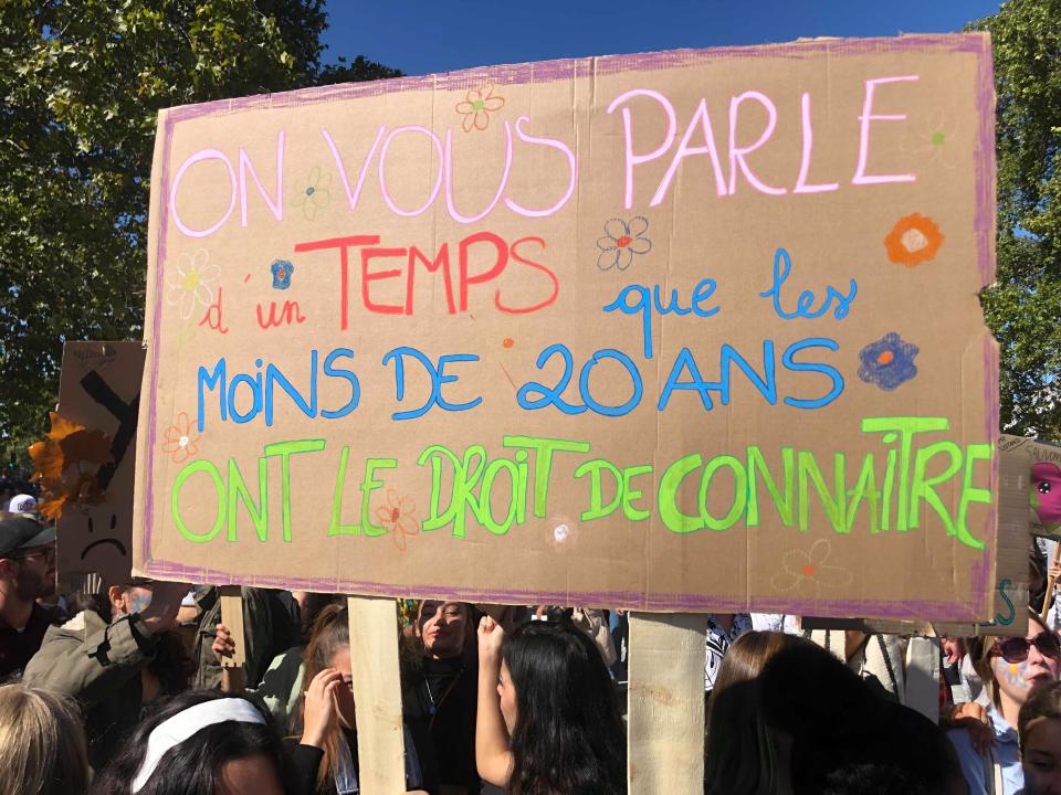 Marche pour le climat à Paris : les plus belles pancartes