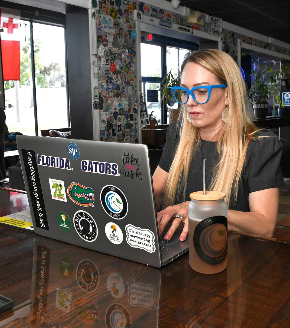 Brevard author S. Jennifer Paulson is releasing her debut novel, a domestic thriller titled “Boomerang”, on March 19, 2024. Much of her writing is done while set up on her laptop at Tyeds Teahouse in Cocoa, which is a kava, botanical, herbal tea and coffee place.
