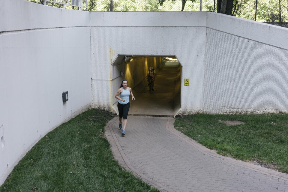 Leah Olszewski, who has been in the military since she was 22, goes for a run in Virginia. (Photo: Lexey Swall for HuffPost)