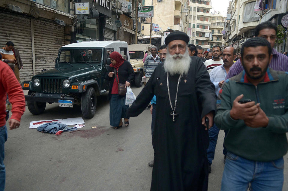 ISIS claims responsibility for Egyptian church attacks