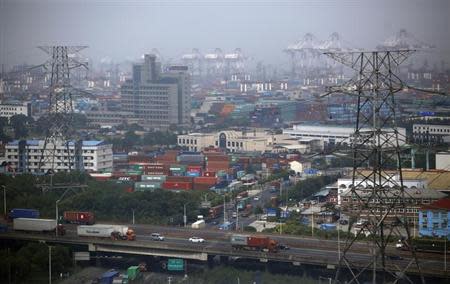 A general view of the new Shanghai Free Trade Zone in Pudong district, Shanghai September 29, 2013. REUTERS/Carlos Barria