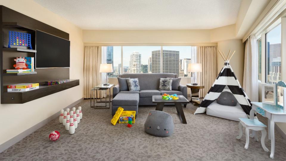 Pinnacle Lake View with kids setup at Swissotel Chicago.