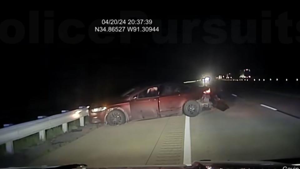 Mother Of The Year Takes Kids On 120 MPH Police Chase