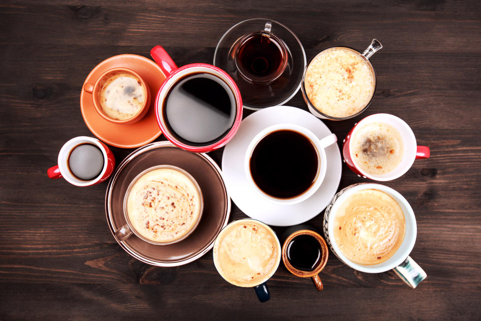 Es gibt zahlreiche Möglichkeiten, den nötigen Kaffee am Morgen zu genießen. (Foto: Getty Images)