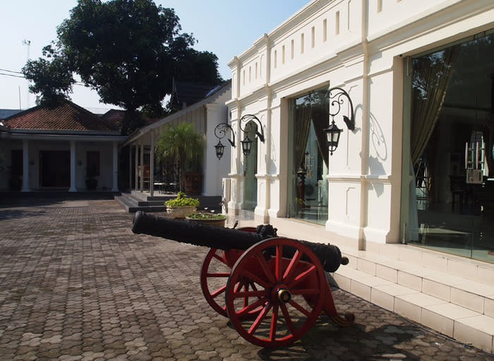 Visiting the Batik dynasty in Surakarta