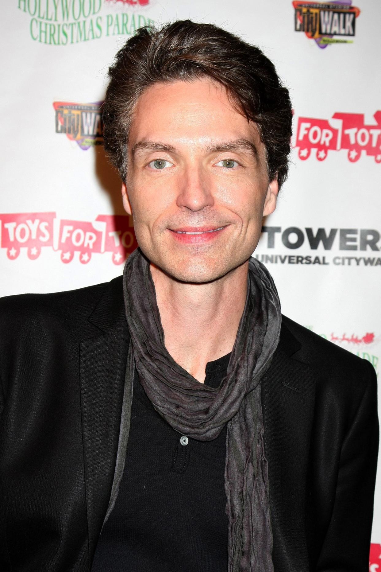 Richard Marx at the 2011 Hollywood Christmas Parade Concert