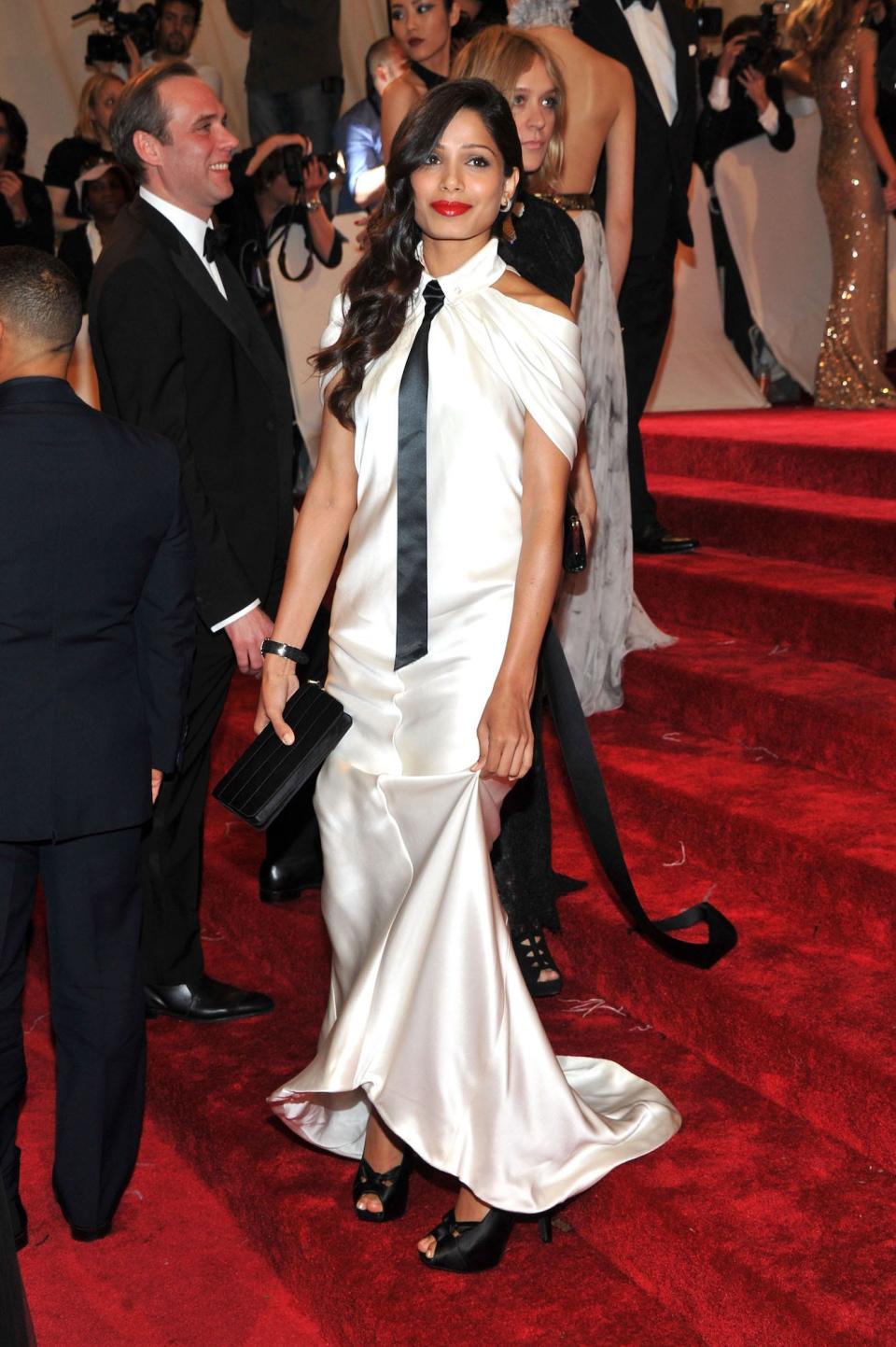 Freida Pinto attends the 2011 Met Gala.