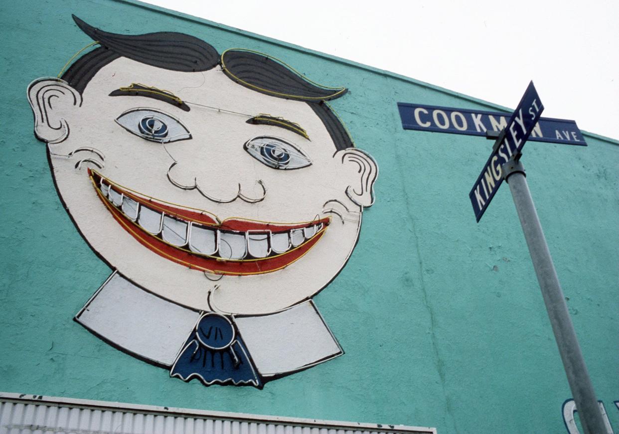 Tillie looks at the old Palace Amusements building in Asbury Park in 1989.