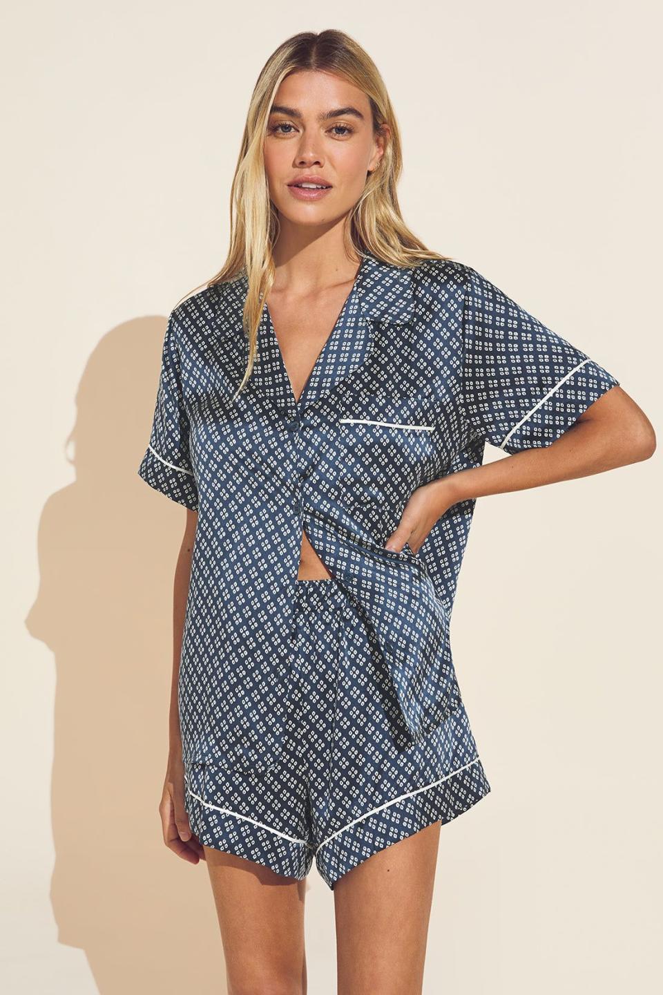 4) Inez Washable Silk Printed Short PJ Set