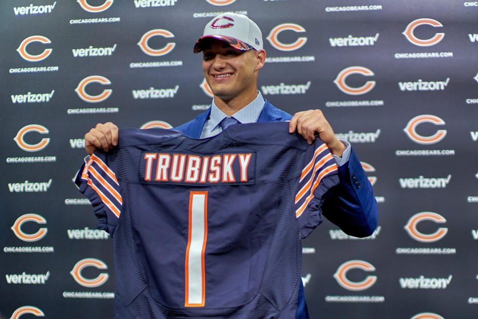 Mitchell Trubisky poses with his Chicago Bears draft jersey after being selected in the 2017 NFL draft. (Photo by Robin Alam/Icon Sportswire via Getty Images)