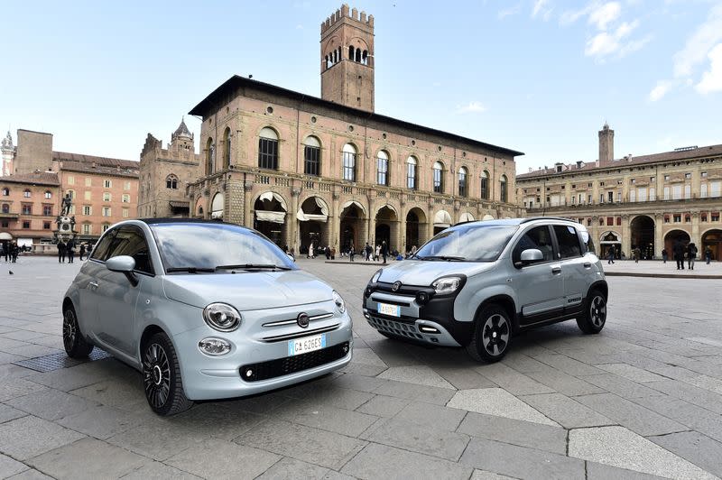 FILE PHOTO: FILE PHOTO: Fiat Chrysler presents mild-hybrid versions of its 500 and Panda models