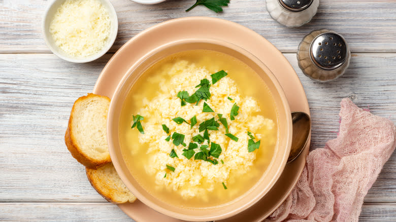 Stracciatella soup with toast