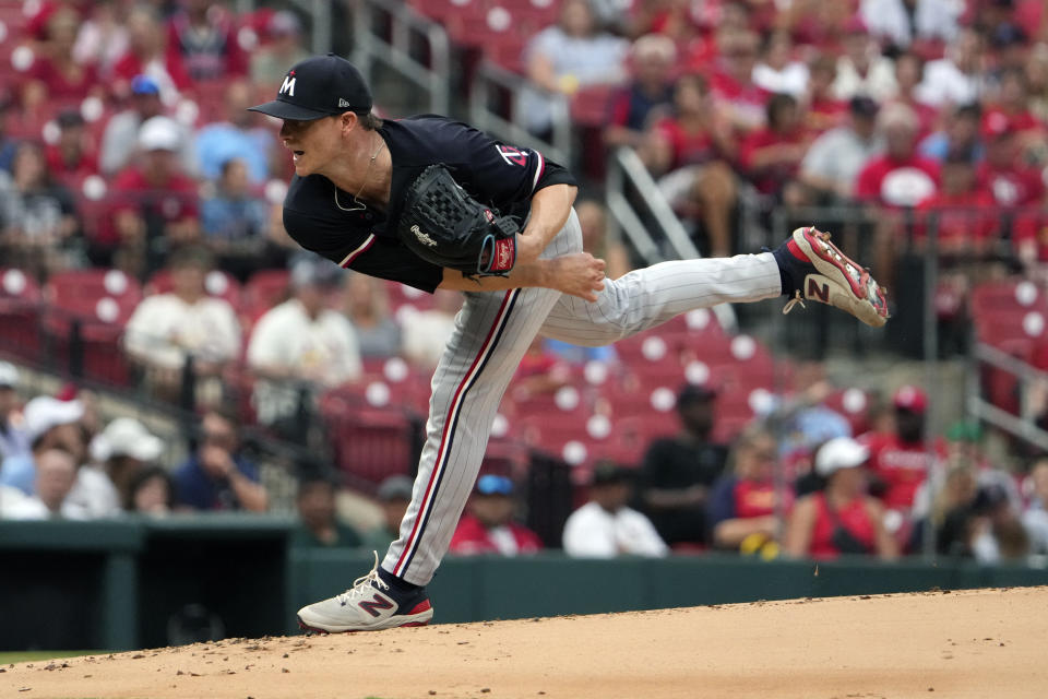 Minnesota Twins starting pitcher Sonny Gray throws during the first inning of a baseball game against the St. Louis Cardinals Thursday, Aug. 3, 2023, in St. Louis. (AP Photo/Jeff Roberson)