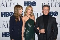 <p>Sylvester Stallone avec sa femme Jennifer Flavin et sa fille Sistine Stallone à la première du documentaire HBO "Very Ralph" à Los Angeles le 11 novembre 2019. </p>