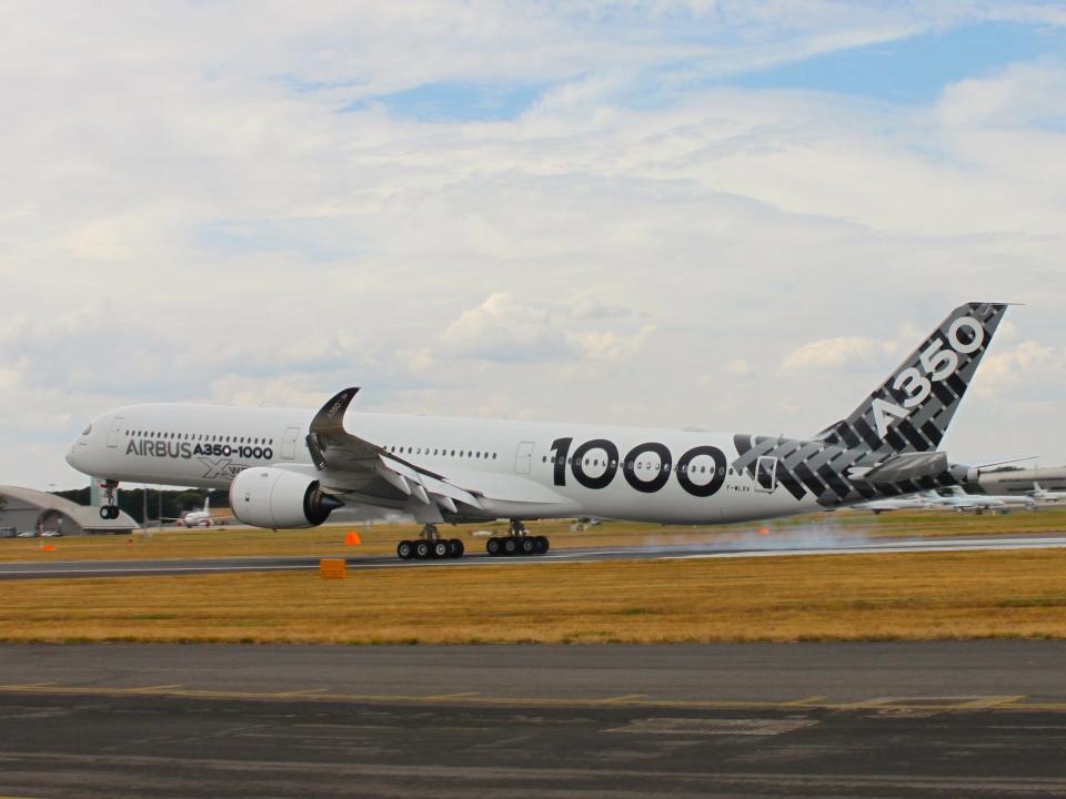 Airbus A350 1000 Farnborough