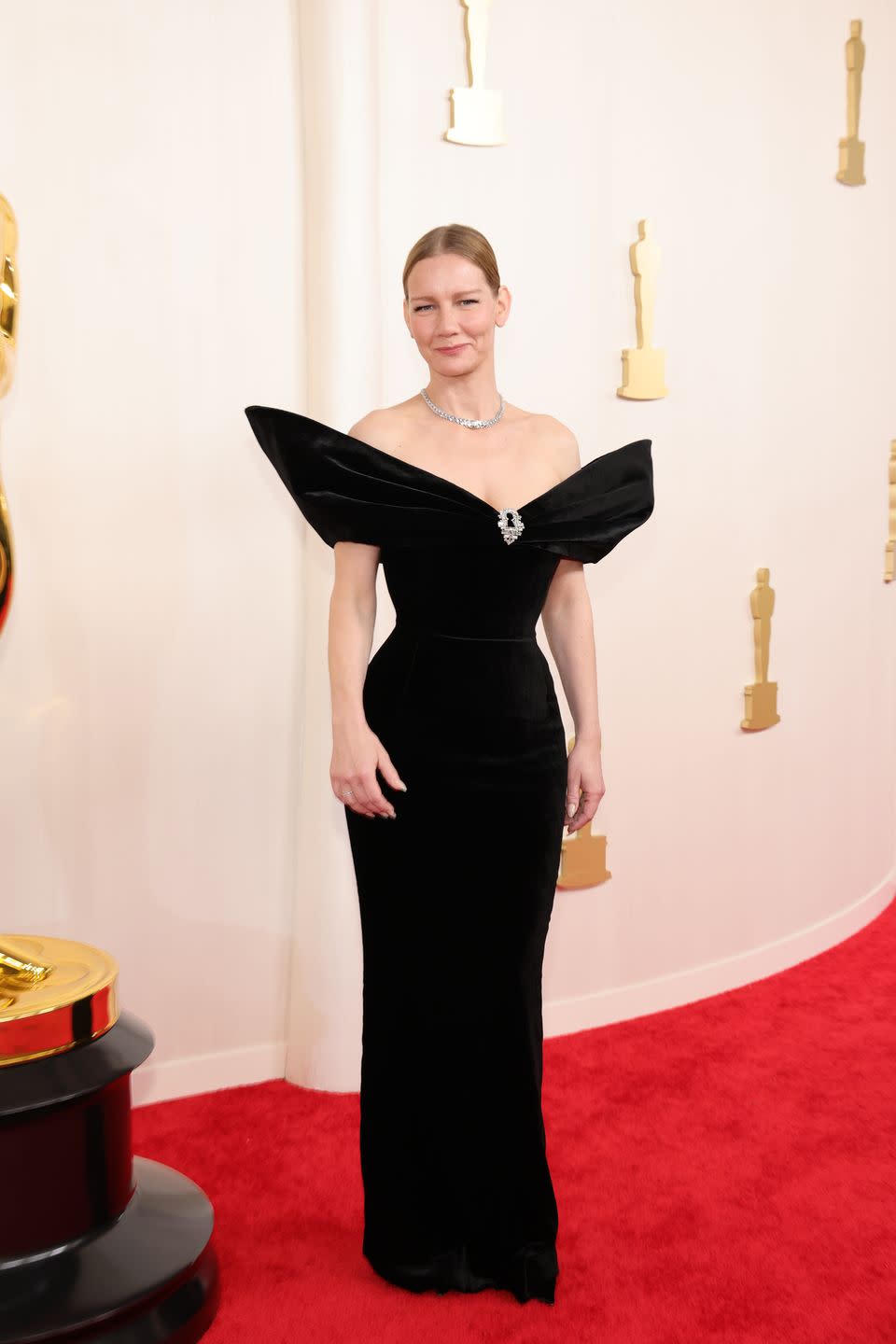 sandra huller oscars 2024 red carpet