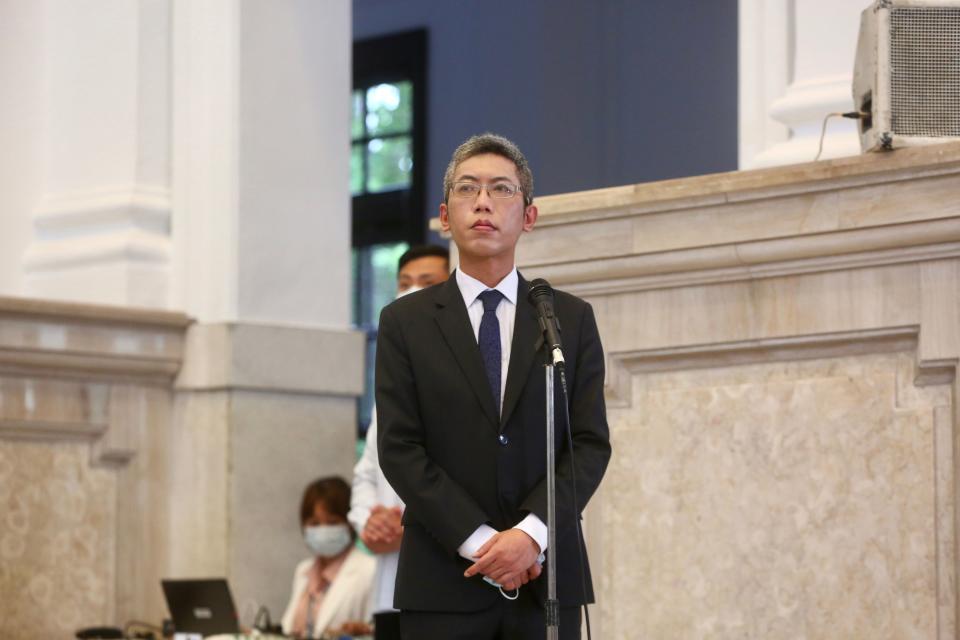 丁允恭擔任高雄市新聞局長時行為不檢，遭監院彈劾移送懲戒法院，二審改判撤職，並停止任用3年確定。（資料照）