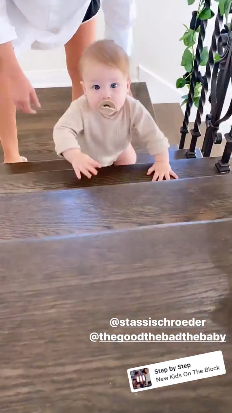 Crawling Cutie