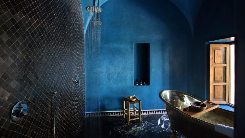 An atmospheric blue bathroom at El Fenn