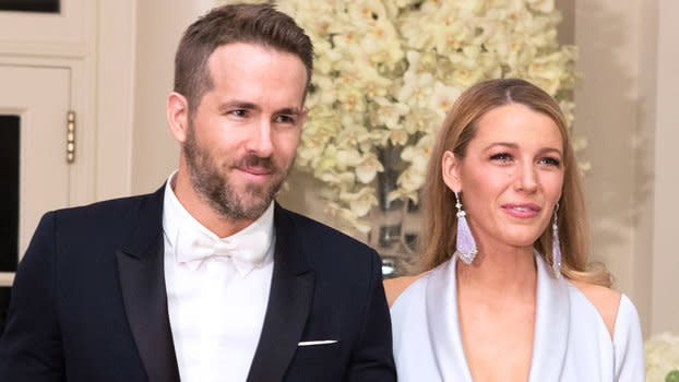 Blake Lively And Ryan Reynolds Get Schooled In The Kitchen By Food Network Chefs 