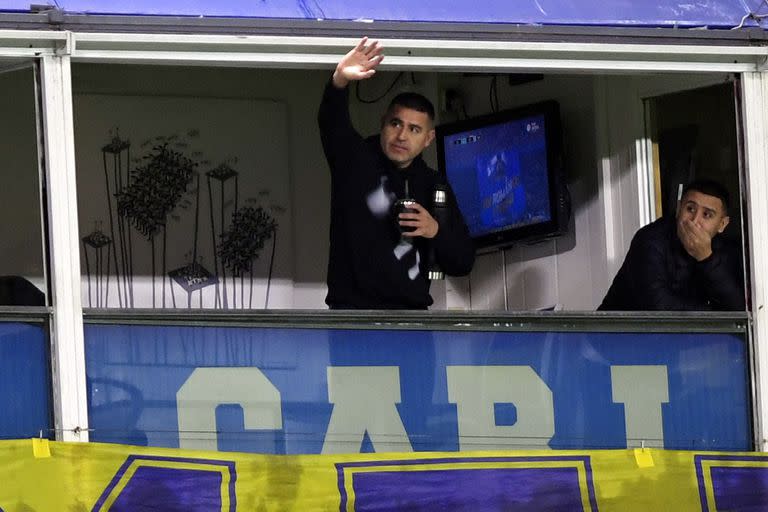 Riquelme se movió para conseguir un día más de descanso para Boca, que jugó el domingo con Newell's en Rosario