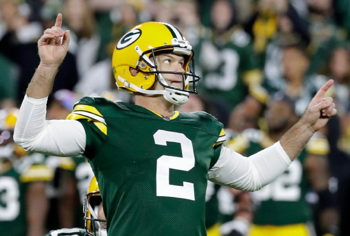 Mason Crosby breaks Brett Favre's Packers record vs Dolphins