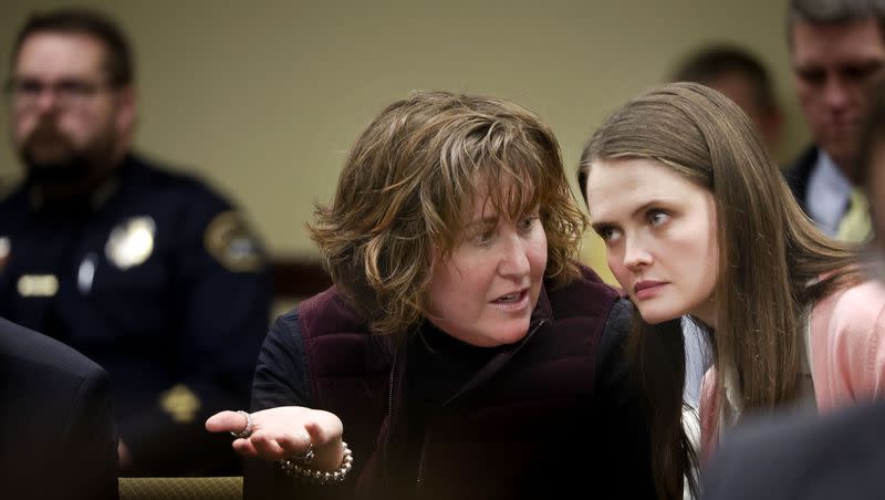 Pamela Vickrey, executive director at Utah Juvenile Defender Attorneys, left, speaks with Rep. Sahara Hayes, D-Millcreek, during a House Law Enforcement and Criminal Justice Committee meeting on HB418, Student Offender Reintegration Amendments, at the Capitol in Salt Lake City on Wednesday, Feb. 7, 2024.