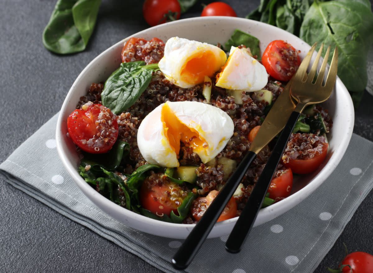 Quinoa Breakfast Bowl