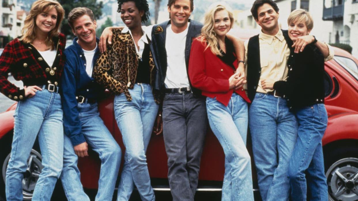 <div>Portrait of the actors of the television series "Melrose Place", from left to right: Courtney Thorne-Smith, Doug Savant, Vanessa Williams, Grant Show, Amy Locane, Thomas Calabro and Josie Bissett. (Photo by mikel roberts/Sygma via Getty Images)</div>