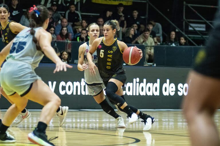 Camila Suárez, una de las figuras de Obras Basket, fue clave en las Gigantes para ganar la medalla de bronce en Santiago 2023