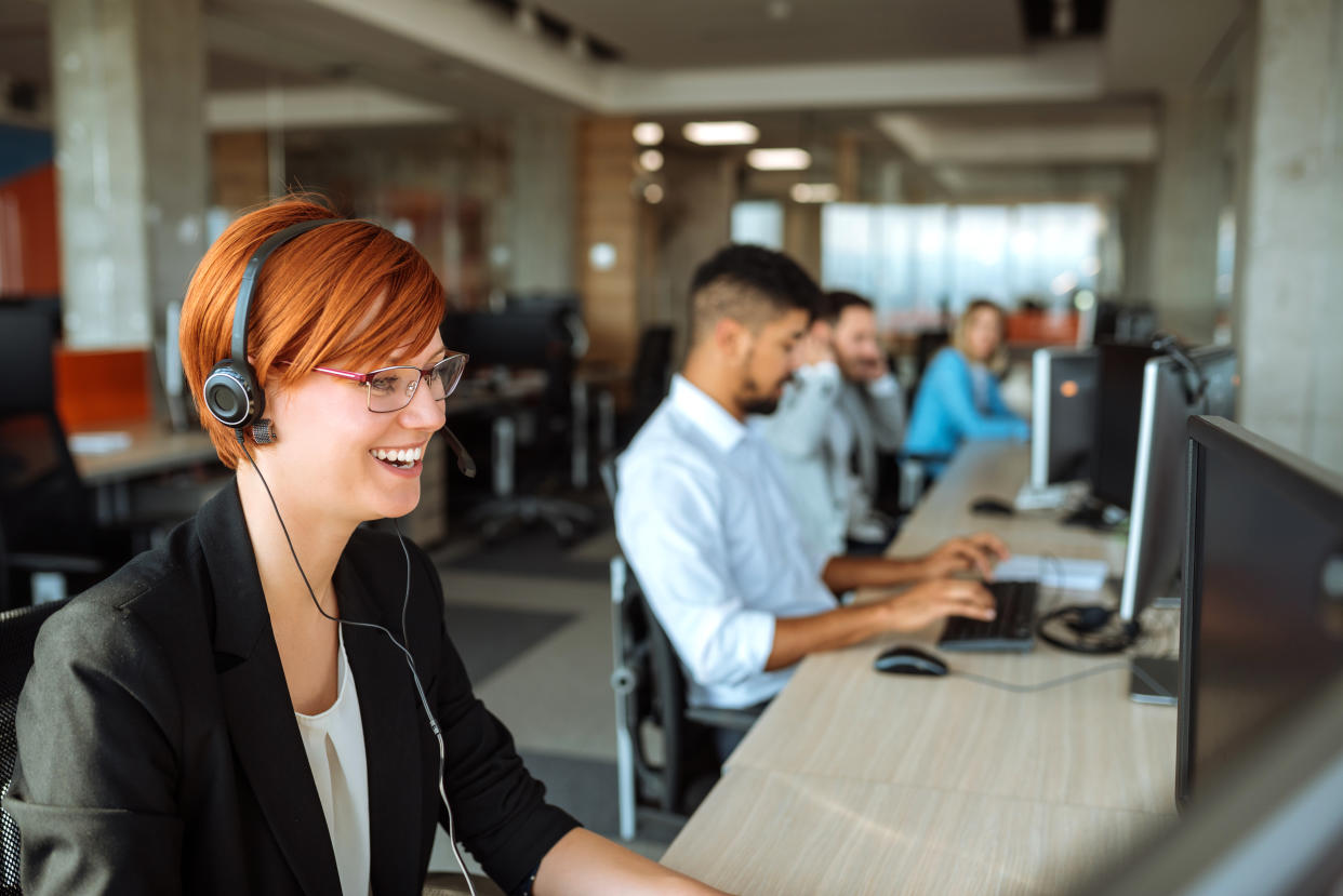 Real tech support never reaches out to you unsolicited. (Photo: Getty)