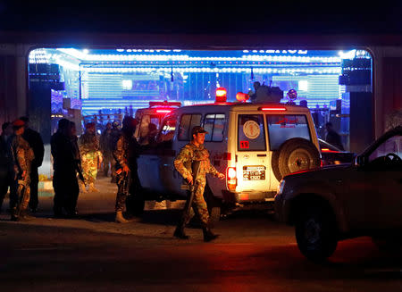 Afghan security forces arrive at the site of a suicide bomb attack in Kabul, Afghanistan November 20, 2018. REUTERS/Omar Sobhani