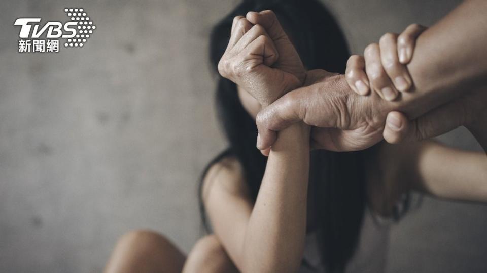 彰化補教名師遭爆染指多名國中少女拒認罪。（示意圖／Shutterstock達志影像）