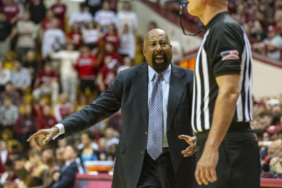 Indiana coach Mike Woodson talks to a referee during the first half of the team's NCAA college basketball game against Bethune-Cookman, Thursday, Nov. 10, 2022, in Bloomington, Ind. (AP Photo/Doug McSchooler)