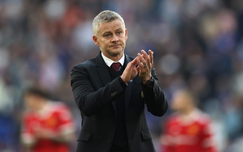  Soccer Football - Premier League - Leicester City v Manchester United - King Power Stadium, Leicester, Britain - October 16, 2021 Manchester United manager Ole Gunnar Solskjaer looks dejected after the match - Action Images via Reuters 