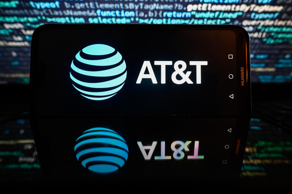 AT&T informa de que hackers han accedido tanto al número de teléfono de los clientes y de los usuarios a los que han llamado como a la duración de las propias llamadas. (Foto: Omar Marques/SOPA Images/LightRocket via Getty Images)