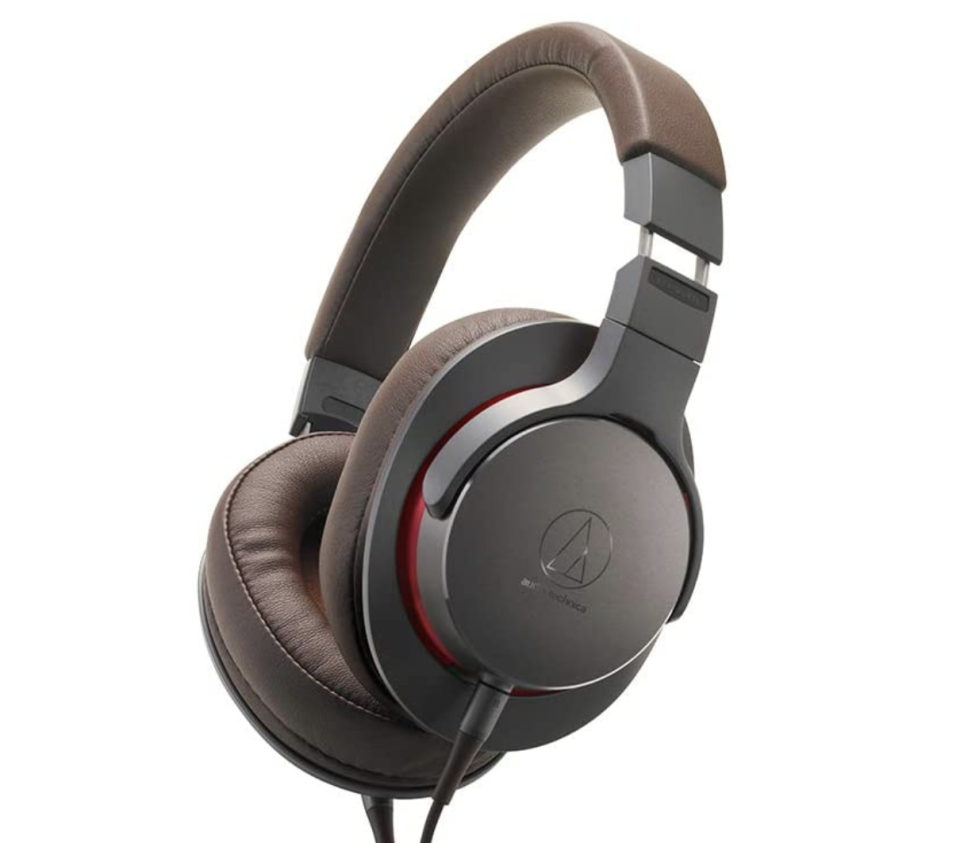 Audio-Technica ATH-MSR7B High-Resolution Wired Over-Ear Headphones. (PHOTO: Amazon)
