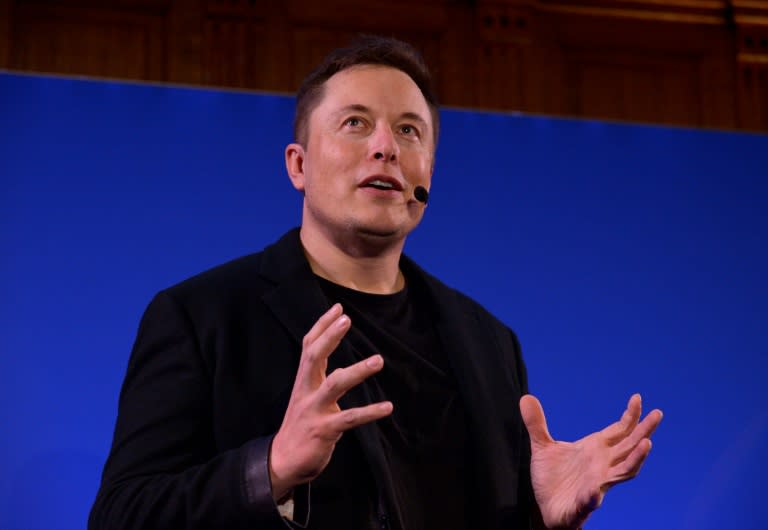 Elon Musk showed a futuristic video depicting his ideas for an interplanetary transport system based on re-usable rockets, a propellant farm on Mars and 1,000 spaceships on orbit, carrying about 100 people each