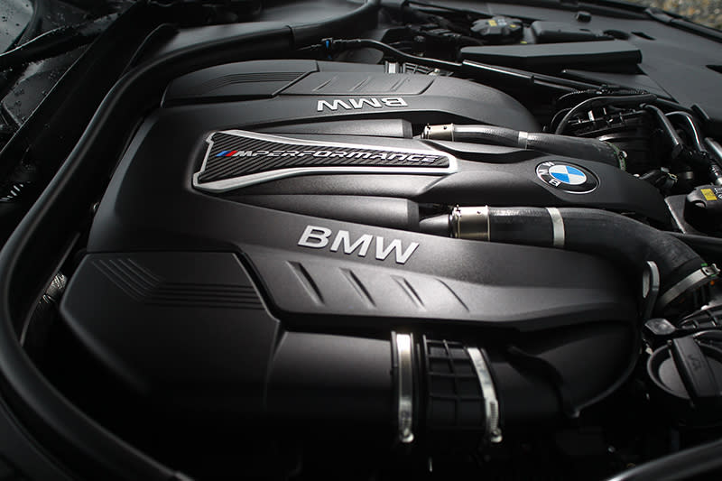 4.4升V8雙渦輪增壓汽油引擎不只能夠帶來462hp最大馬力，也能帶來66.3kg-m峰值扭力。
