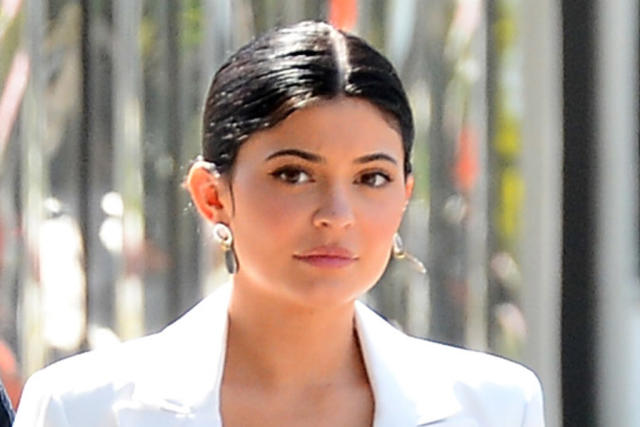 Kylie Jenner Cozies Up in a Boyfriend Tee, Boxer Shorts & the Fuzziest  Slippers