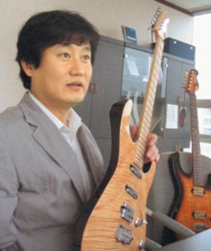 林昌洙擔任N.EX.T第2張專輯的吉他手，之後改當音響公司老闆。（圖／翻攝自susu-house.tistory）