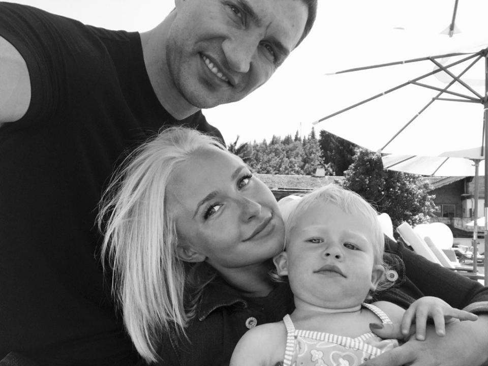 Hayden Panettiere wants you to know her family is doing just fine