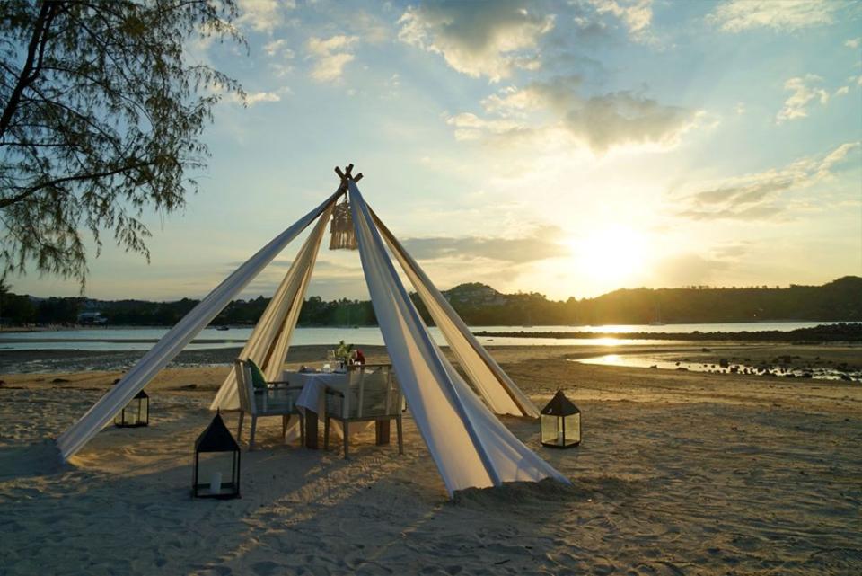 <sup>酒店可安排一頓私人沙灘上的燭光晚餐，極為浪漫。</sup>