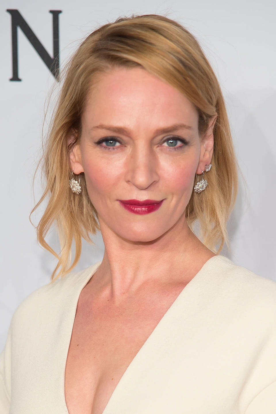 Uma Thurman at the 2016 amfAR Gala